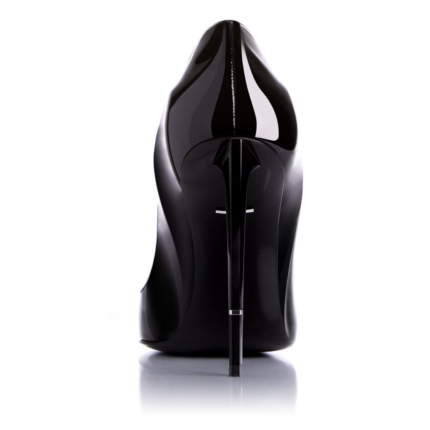 NEPHTHYS EN CUIR NOIR