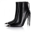 Izanami pump in black nappa leather, side profile