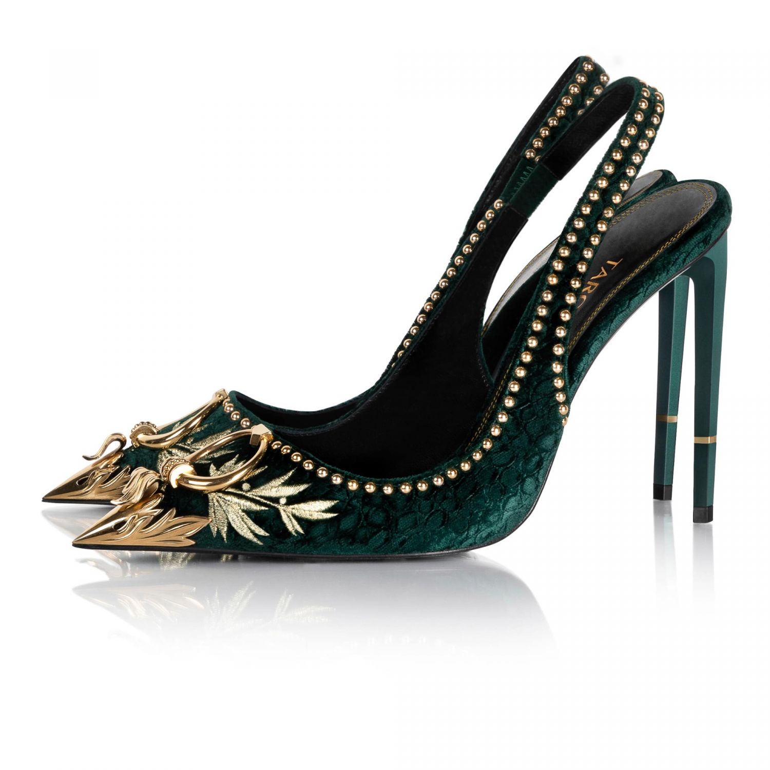 Rhea pump in green velvet, side profile