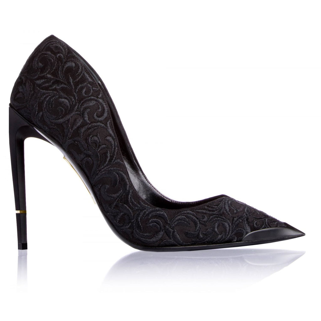 Ishtar pump in black embroidery on black, side profile
