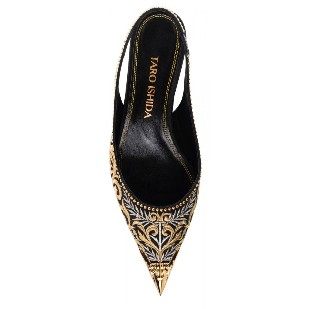 Themis pump in gold and silver embroidery, top view
